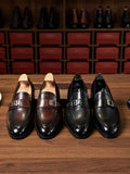 Mocassins Orsen en cuir patiné à détail métallique – vue 1