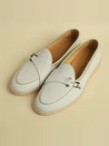 Mocassins Elwood en cuir souple à détail métallique – vue 1