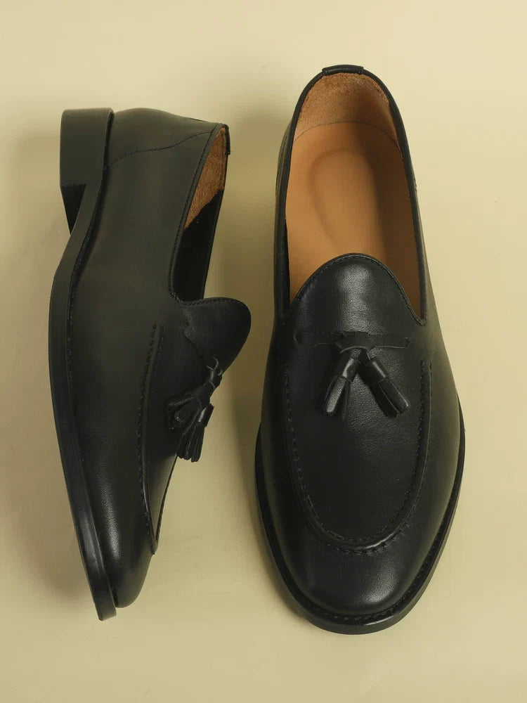 Mocassins Noam en cuir grainé à pampilles – vue 1