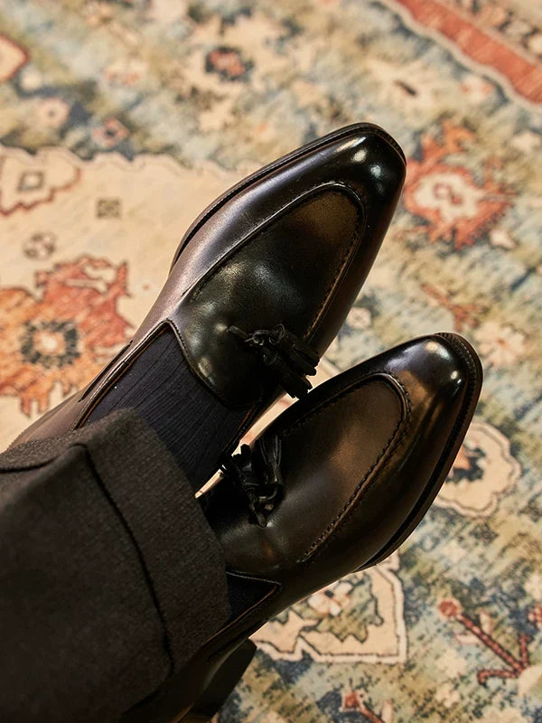 Mocassins Dorian en cuir patiné à pampilles – vue 4