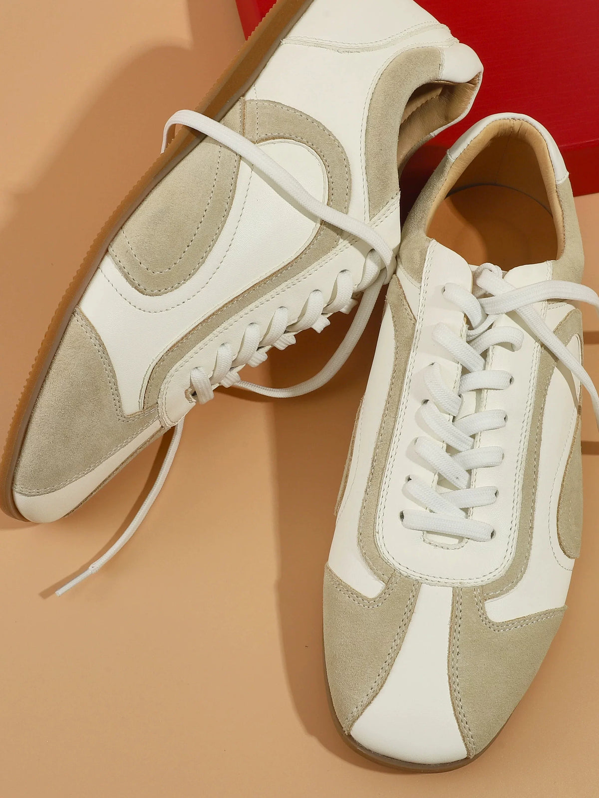 Trainer cuir – vue 1