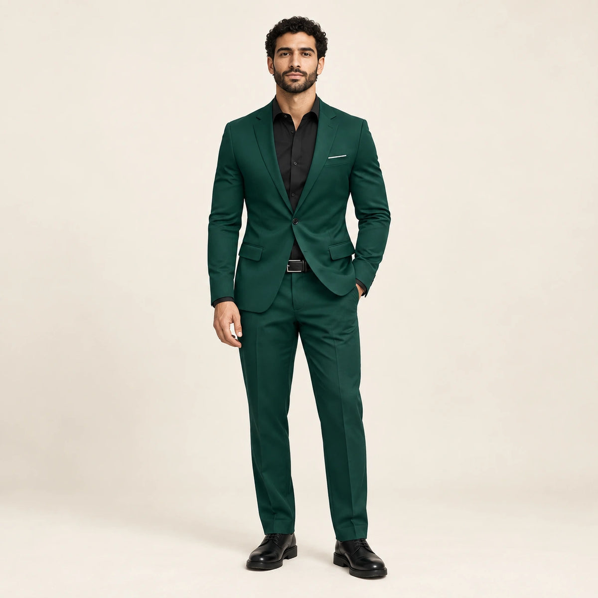 Costume formel coupe slim Vert — vue face, mannequin ivaree-model-diversite-03, studio IVAREE
