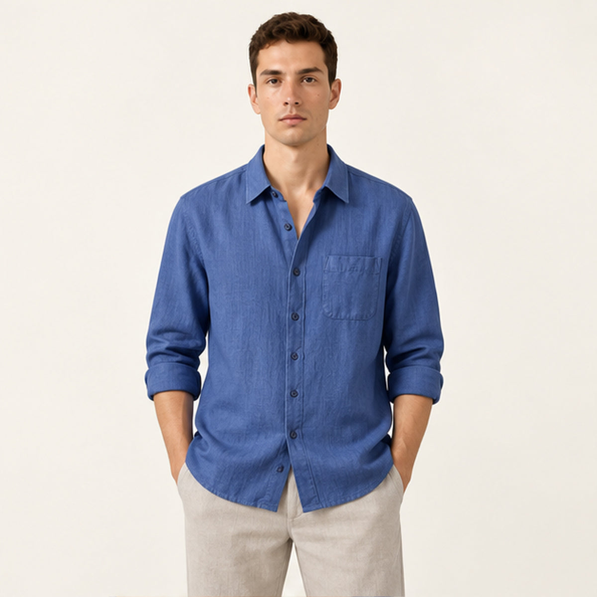 Chemise en lin Bleu portée — IVAREE