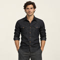 Surchemise en denim Noir portée — IVAREE