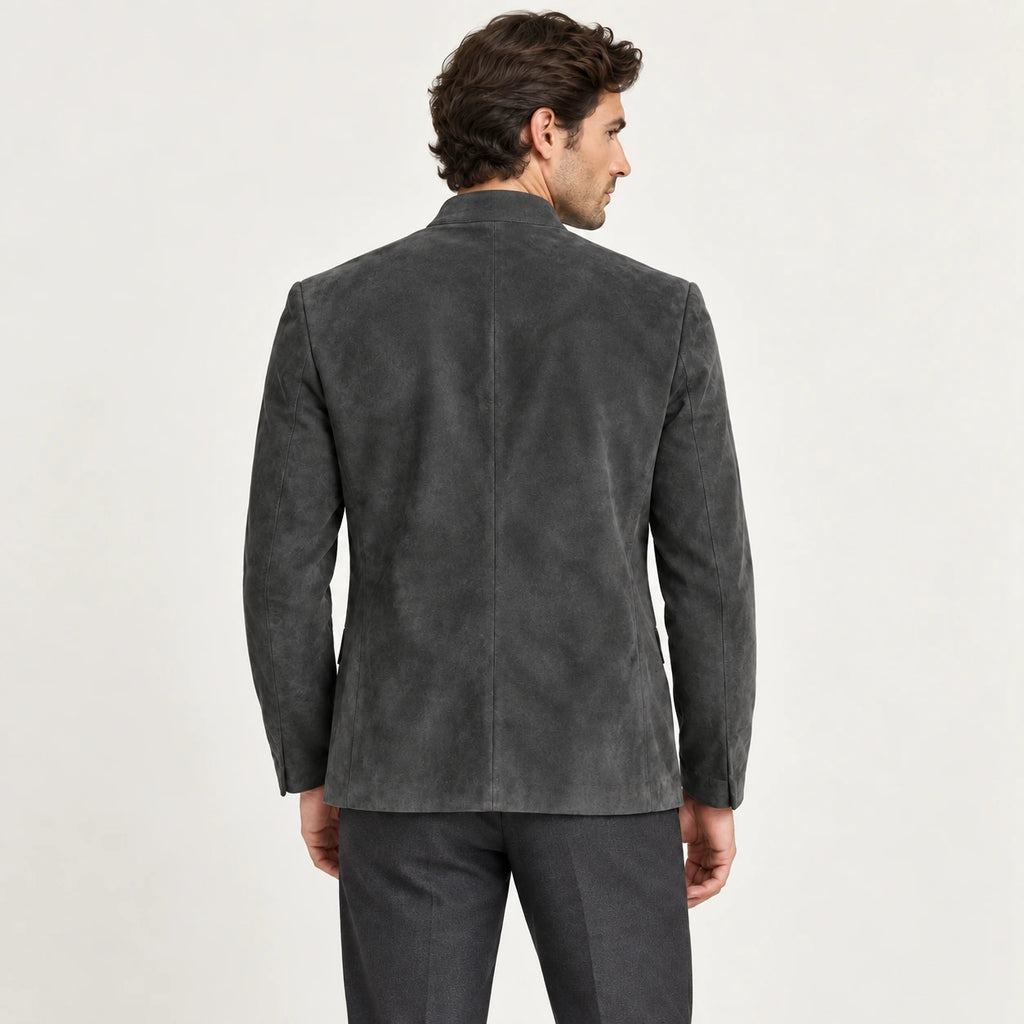 Veste en cuir gris, vue de dos dans le studio IVAREE
