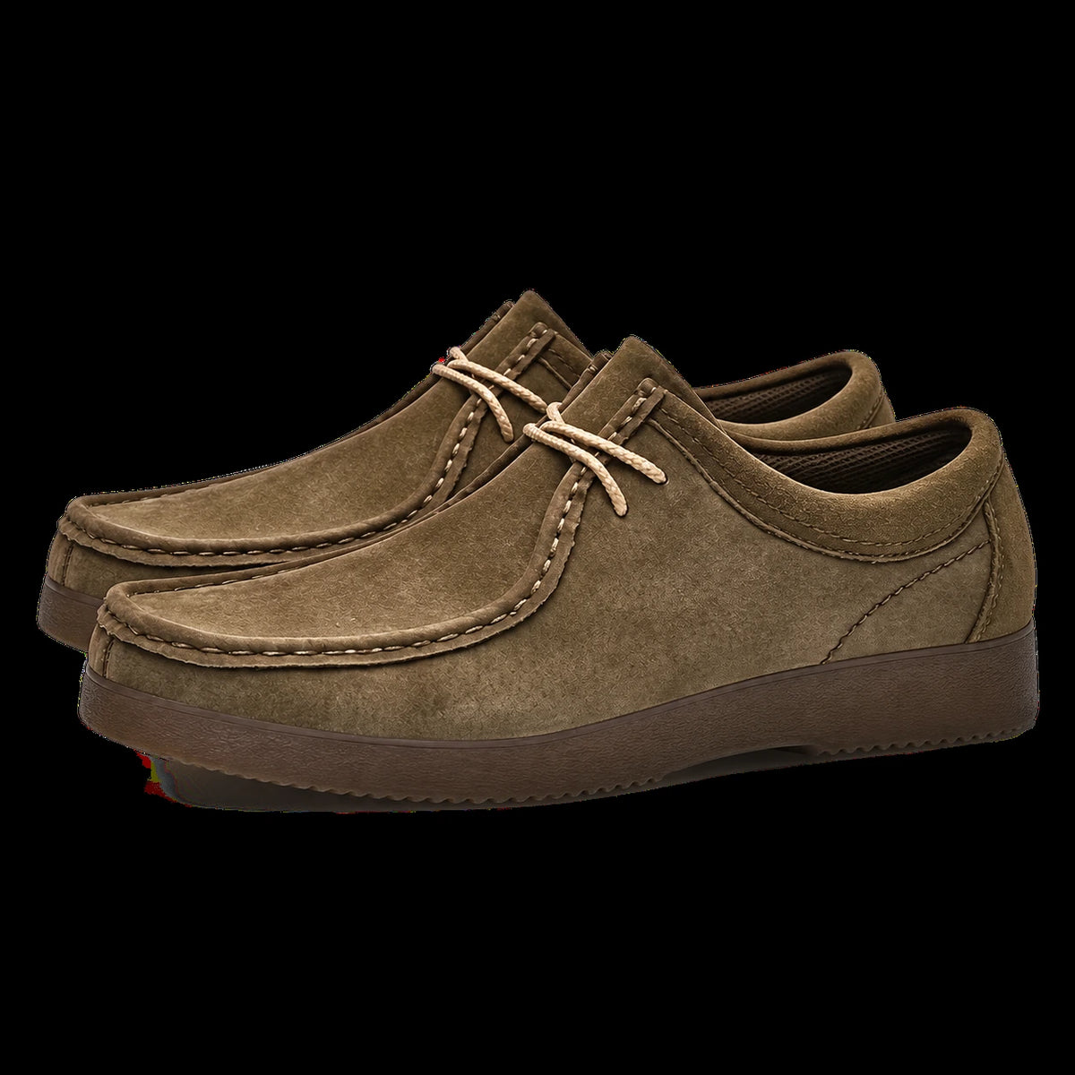 Chaussures casual en nubuck à lacets kaki, profil dans le studio IVAREE