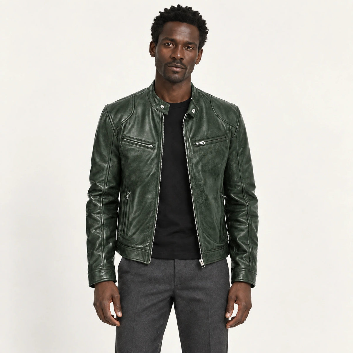 Veste en cuir vert kaki, face dans le studio IVAREE