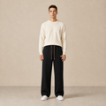 Pantalon à cordon Noir porté de face