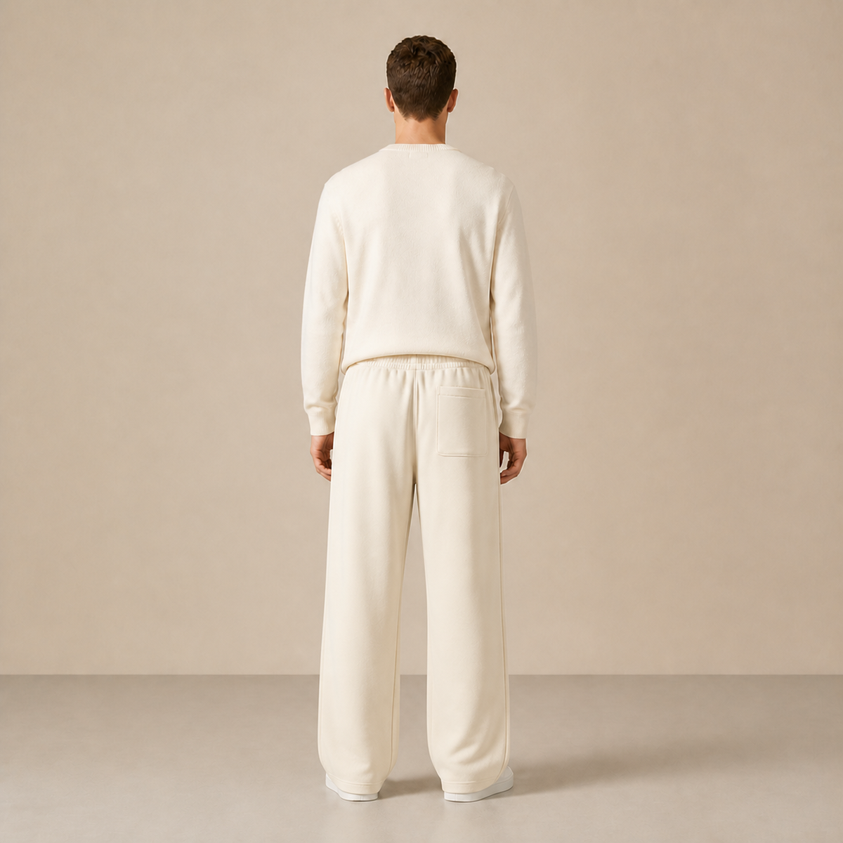Pantalon à cordon Écru / Abricot porté de dos