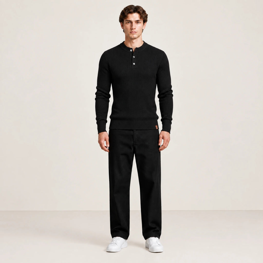 Pull côtelé col rond à boutonnage IVAREE Noir – vue face studio