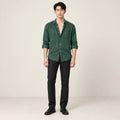 T-shirt en lin col V Vert, vue de face, studio IVAREE