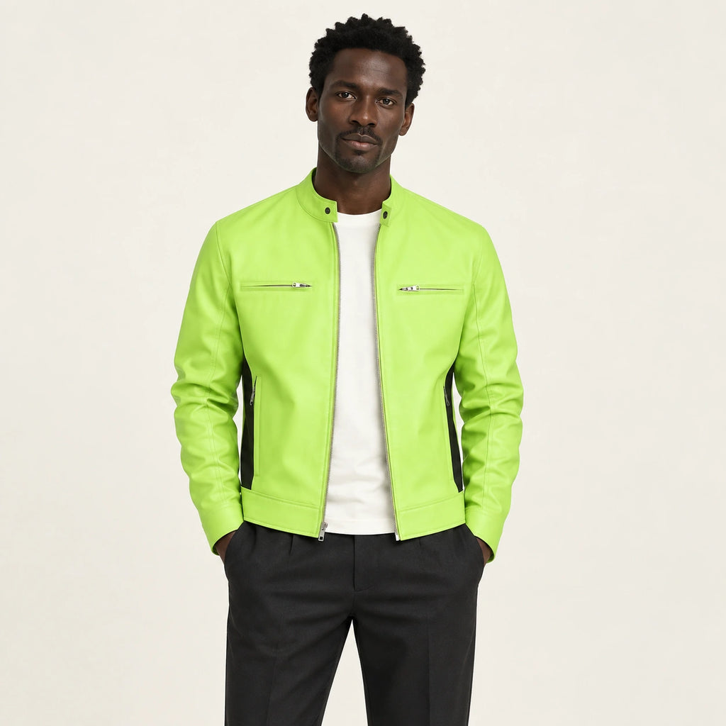 Veste en cuir vert, face dans le studio IVAREE