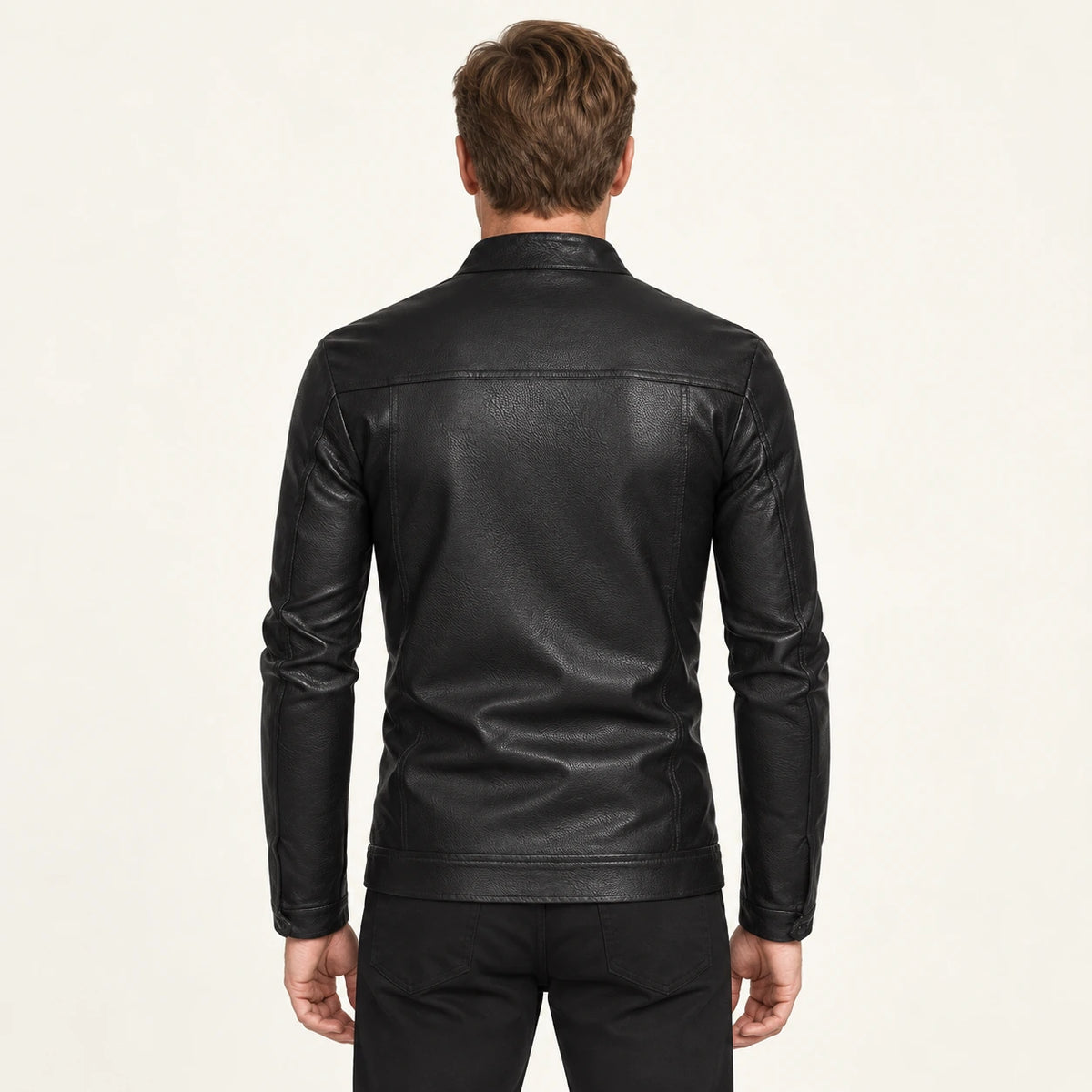 Veste en cuir Noir, vue dos dans le studio IVAREE