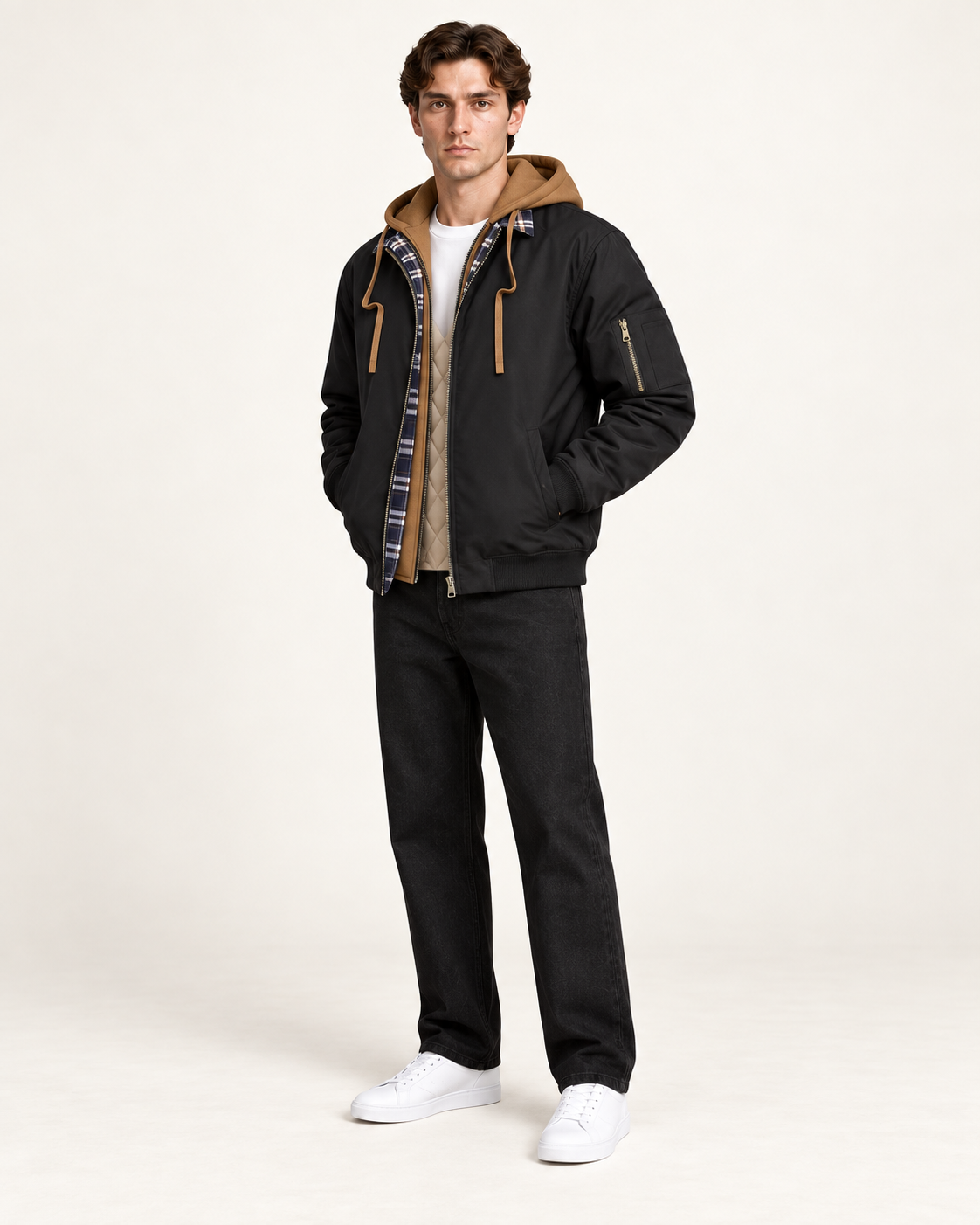 Veste matelassée à capuche noir, vue trois-quarts, studio IVAREE